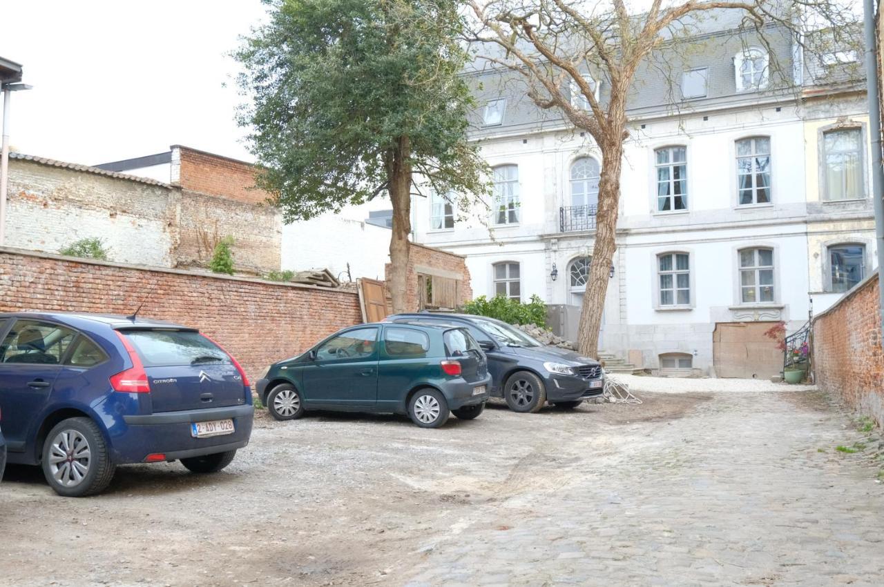 La Maison De La Duchesse De La Valliere - Chambre Rosaline - Parking Prive Gratuit Mons Exteriör bild