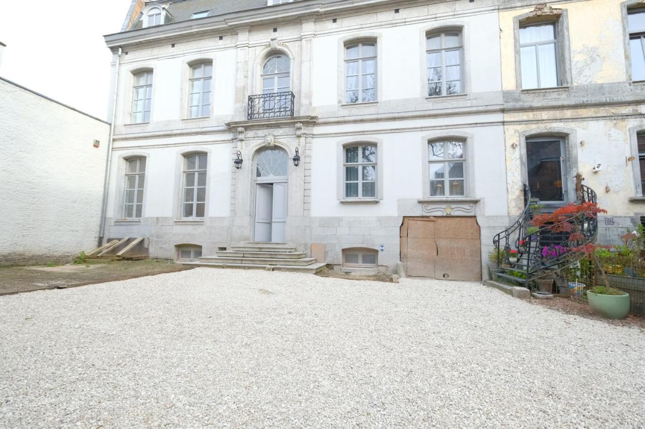 La Maison De La Duchesse De La Valliere - Chambre Rosaline - Parking Prive Gratuit Mons Exteriör bild